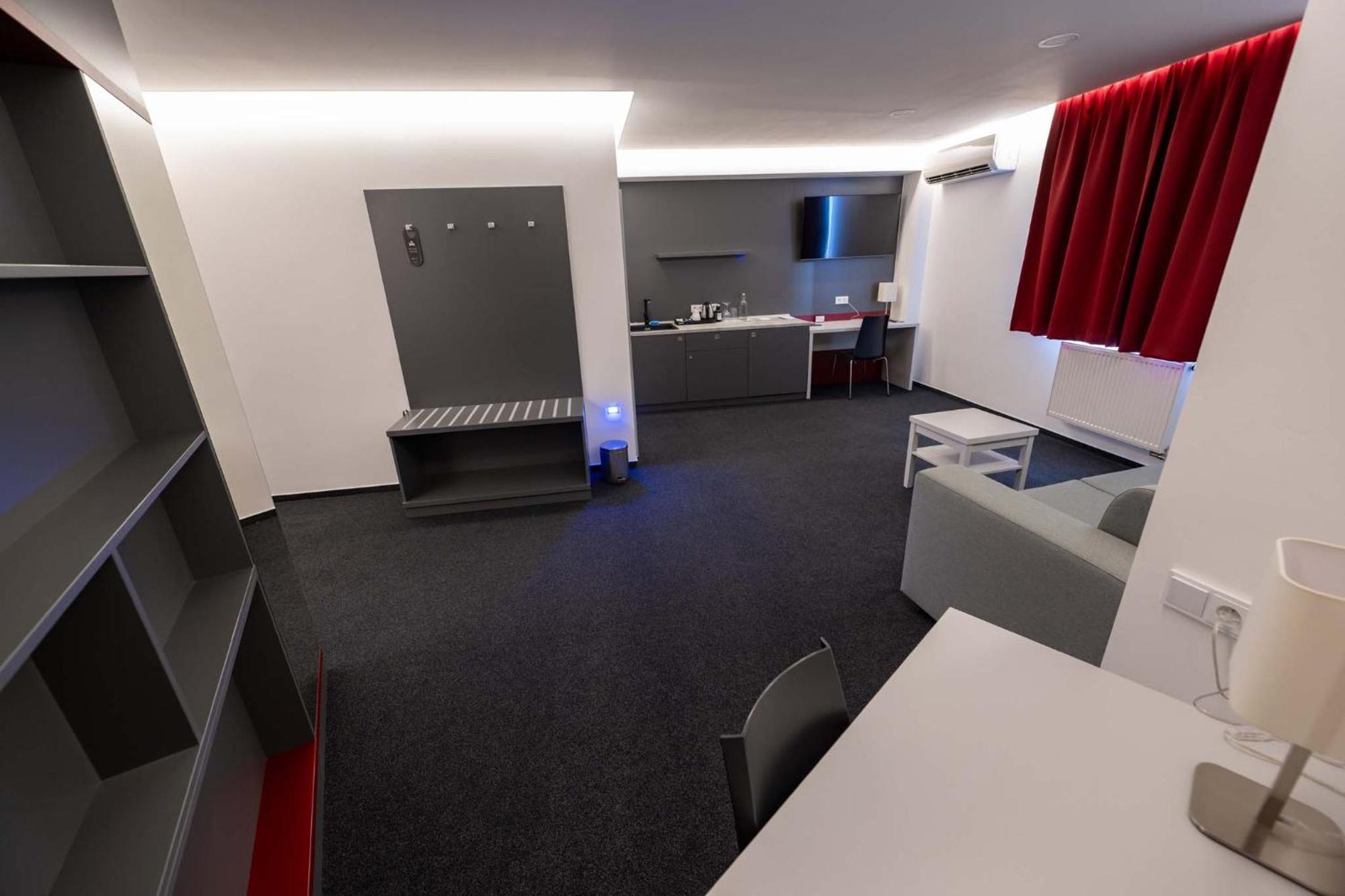 Hotel Villa Eden Jihlava Bagian luar foto