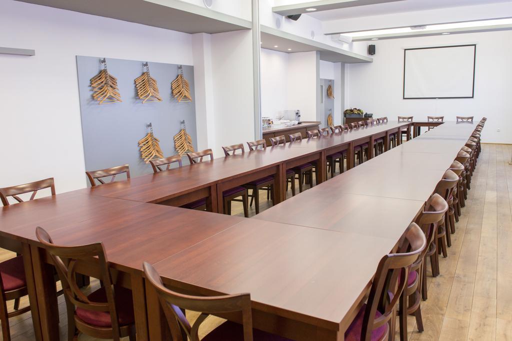 Hotel Villa Eden Jihlava Bagian luar foto